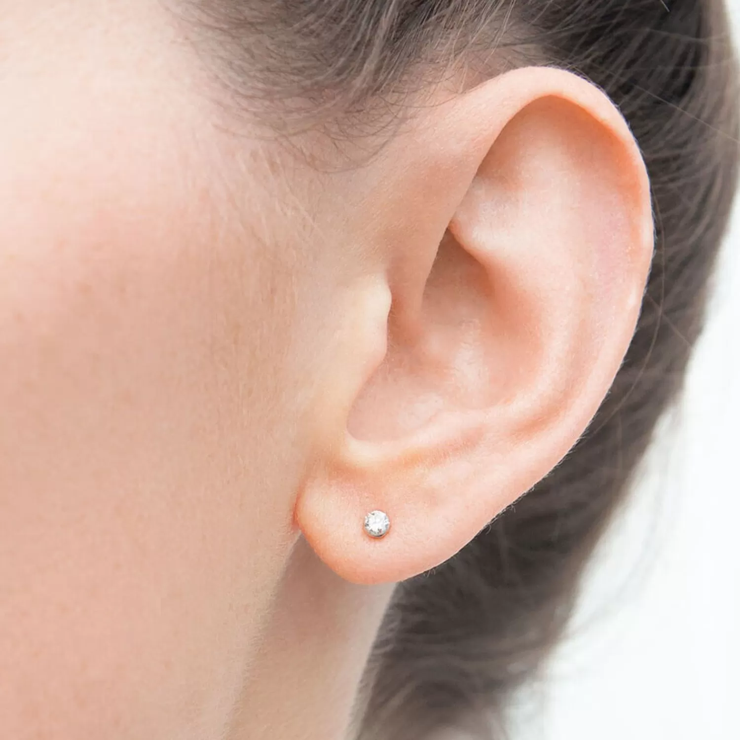 The Alkemistry Aria - 18Ct Gold, Invisible Setting 0.08Ct Drilled Diamond Earrings (Pair) Store