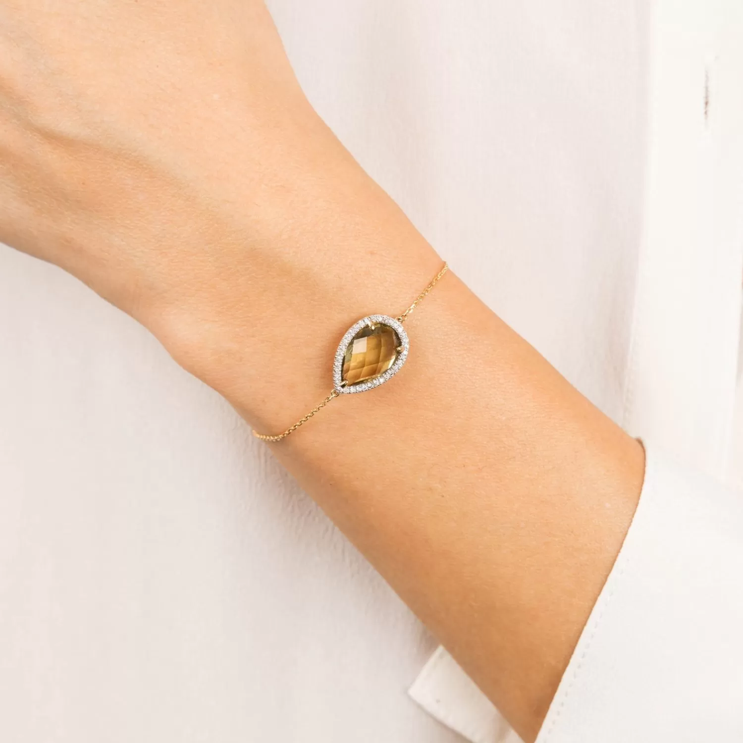 The Alkemistry Morganne Bello 18Ct Yellow Gold Alma Pear Olive Quartz Diamond Bracelet Best Sale