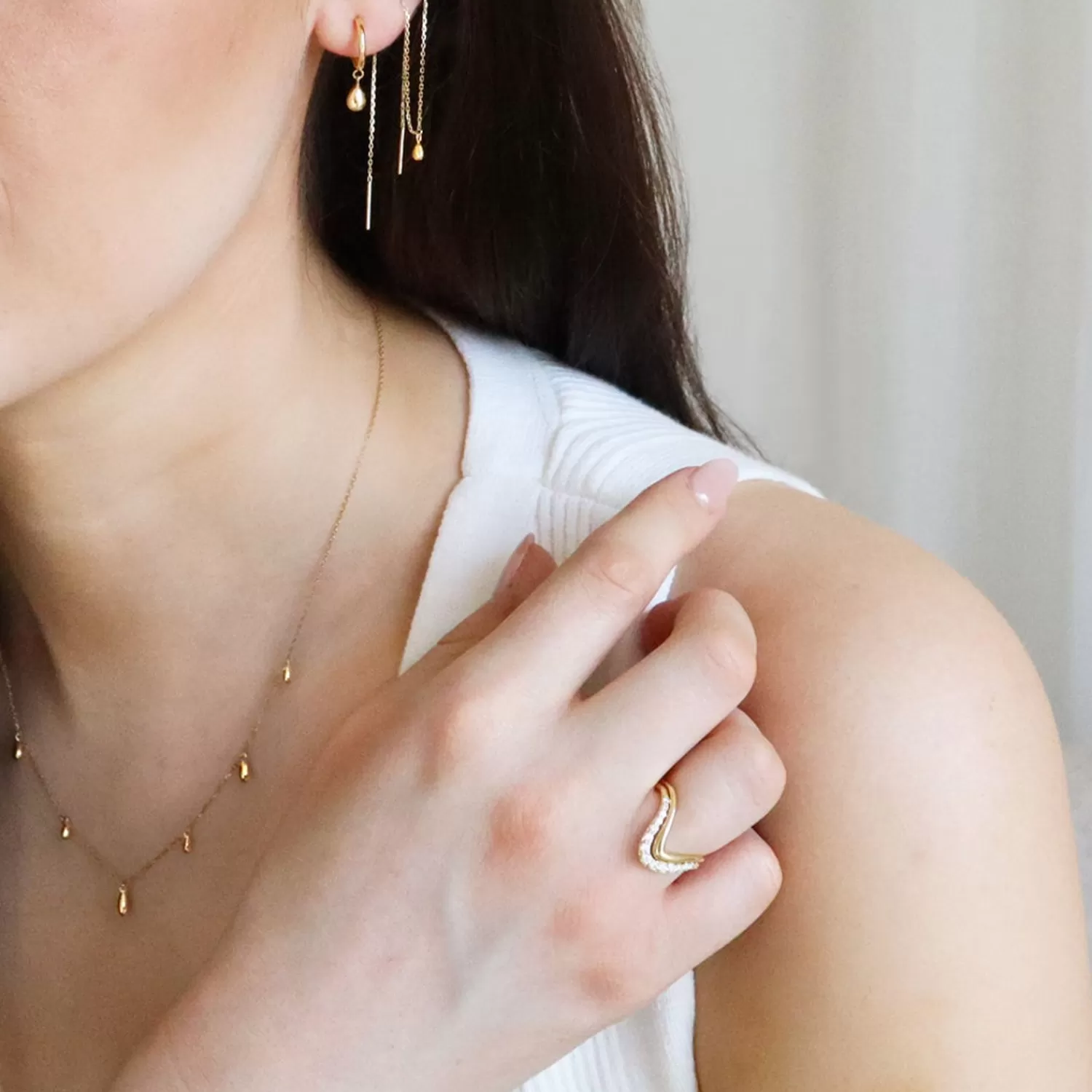 The Alkemistry Nude Shimmer - 18Ct Gold, Multi Size Pear Drop Fine Shimmer Necklace Store