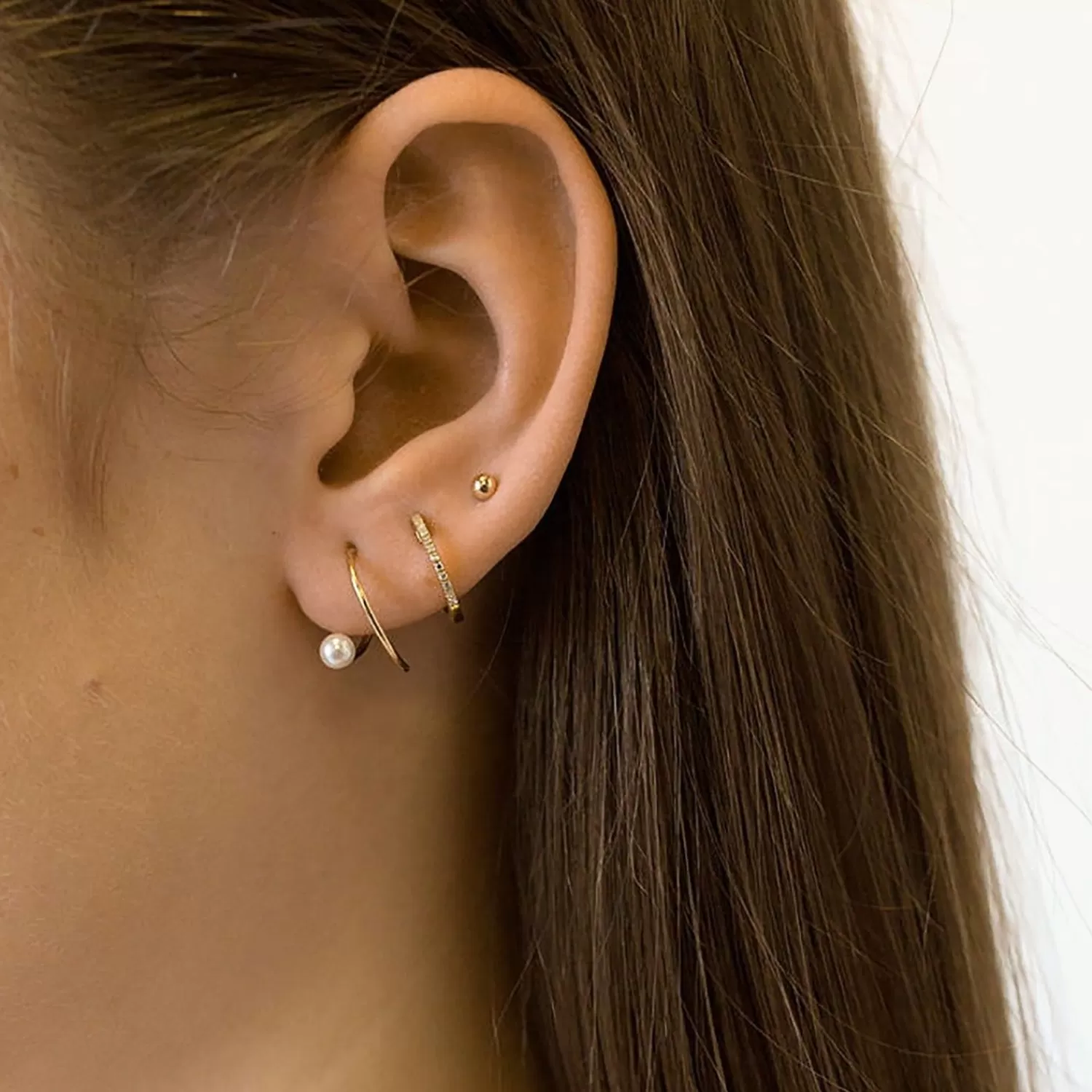 The Alkemistry Poppy Finch 14Ct Yellow Gold And Pearl Spiral Earrings (Pair) Flash Sale