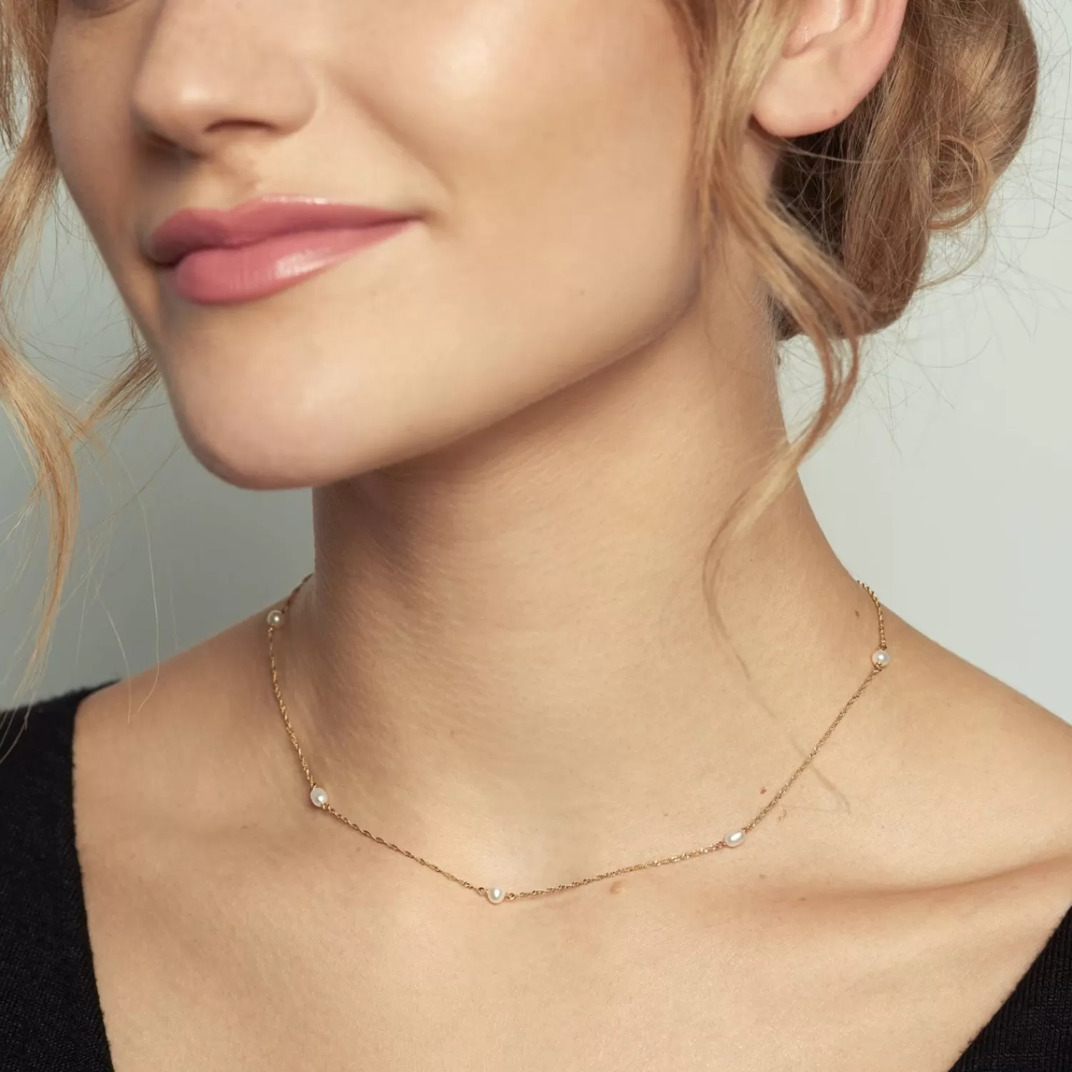 The Alkemistry Poppy Finch 14Ct Yellow Gold And Spaced Pearl Shimmer Necklace Cheap