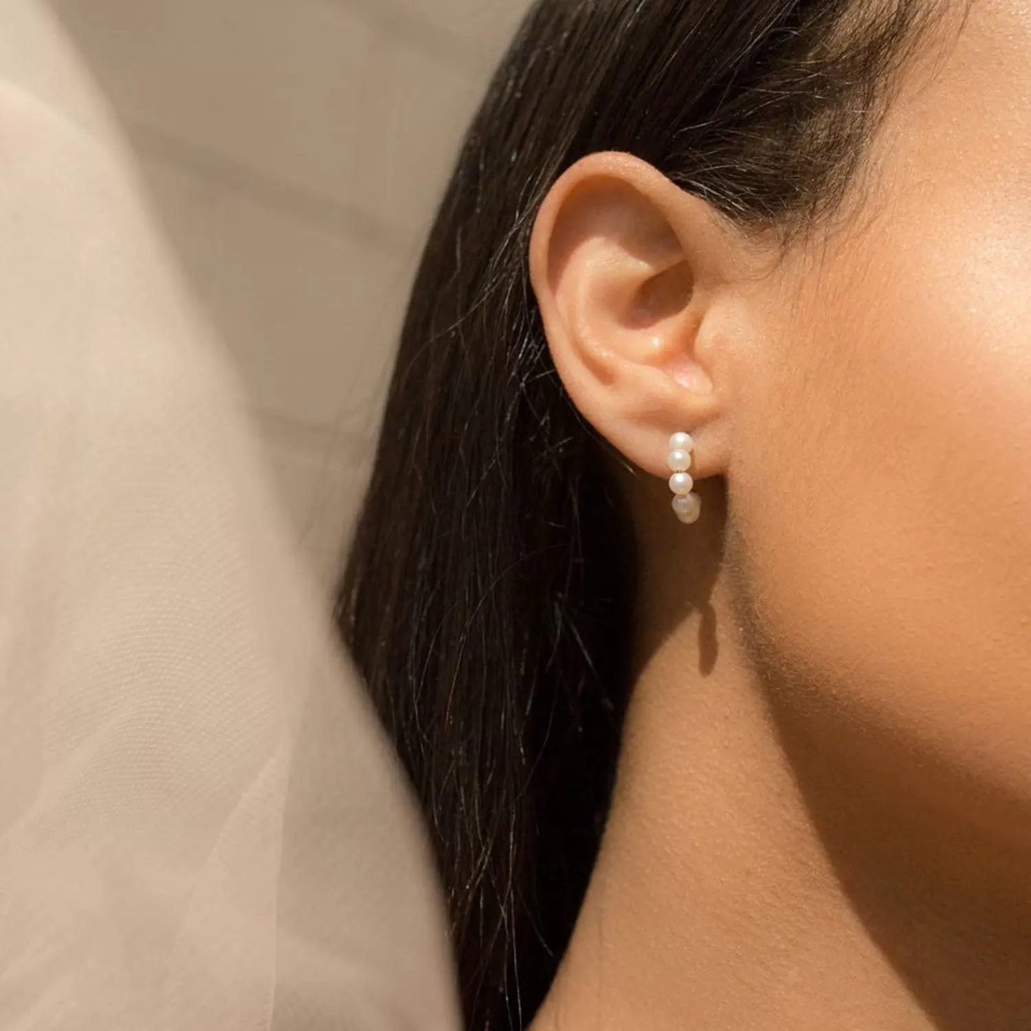 The Alkemistry Poppy Finch 14Ct Yellow Gold Mini Baby Pearl Hoop Earrings (Pair) Best Sale