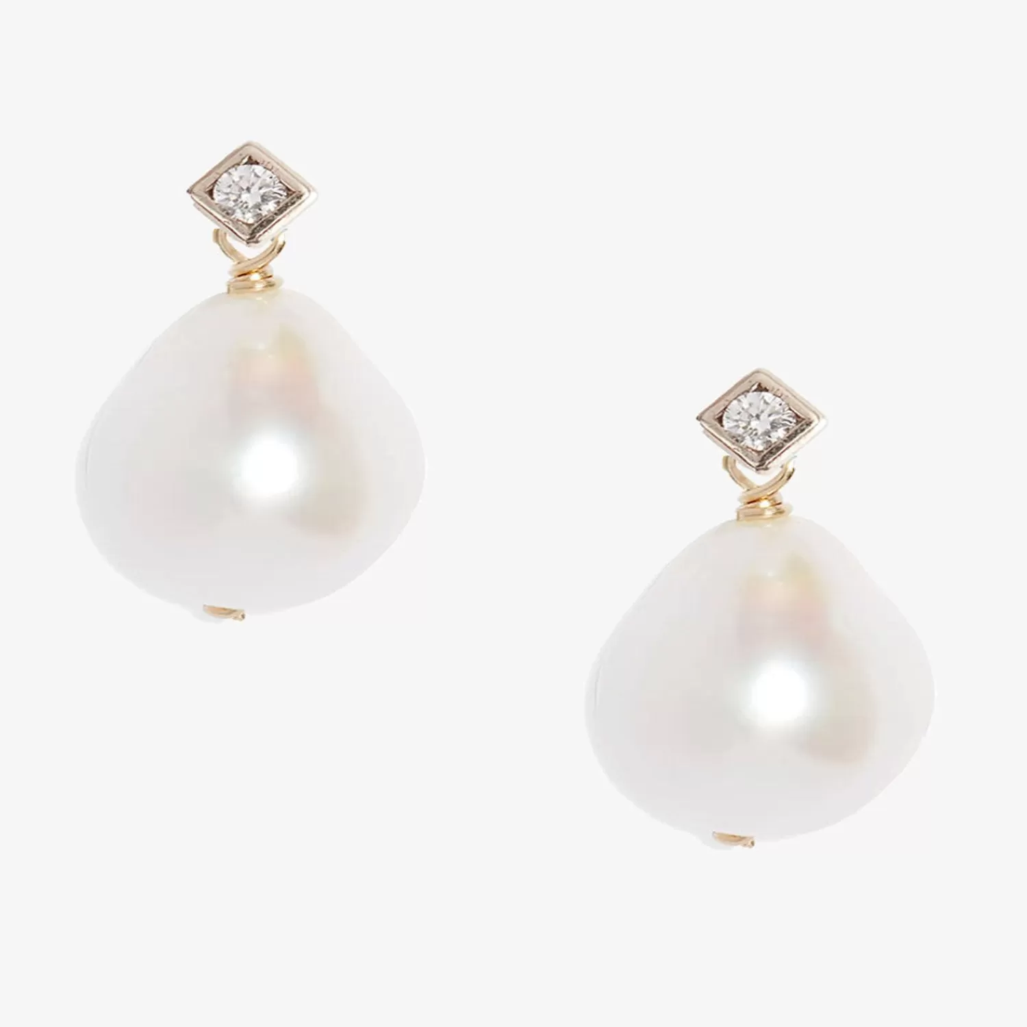 The Alkemistry Poppy Finch 14Ct Yellow Gold Princess Diamond And Pearl Earrings Shop