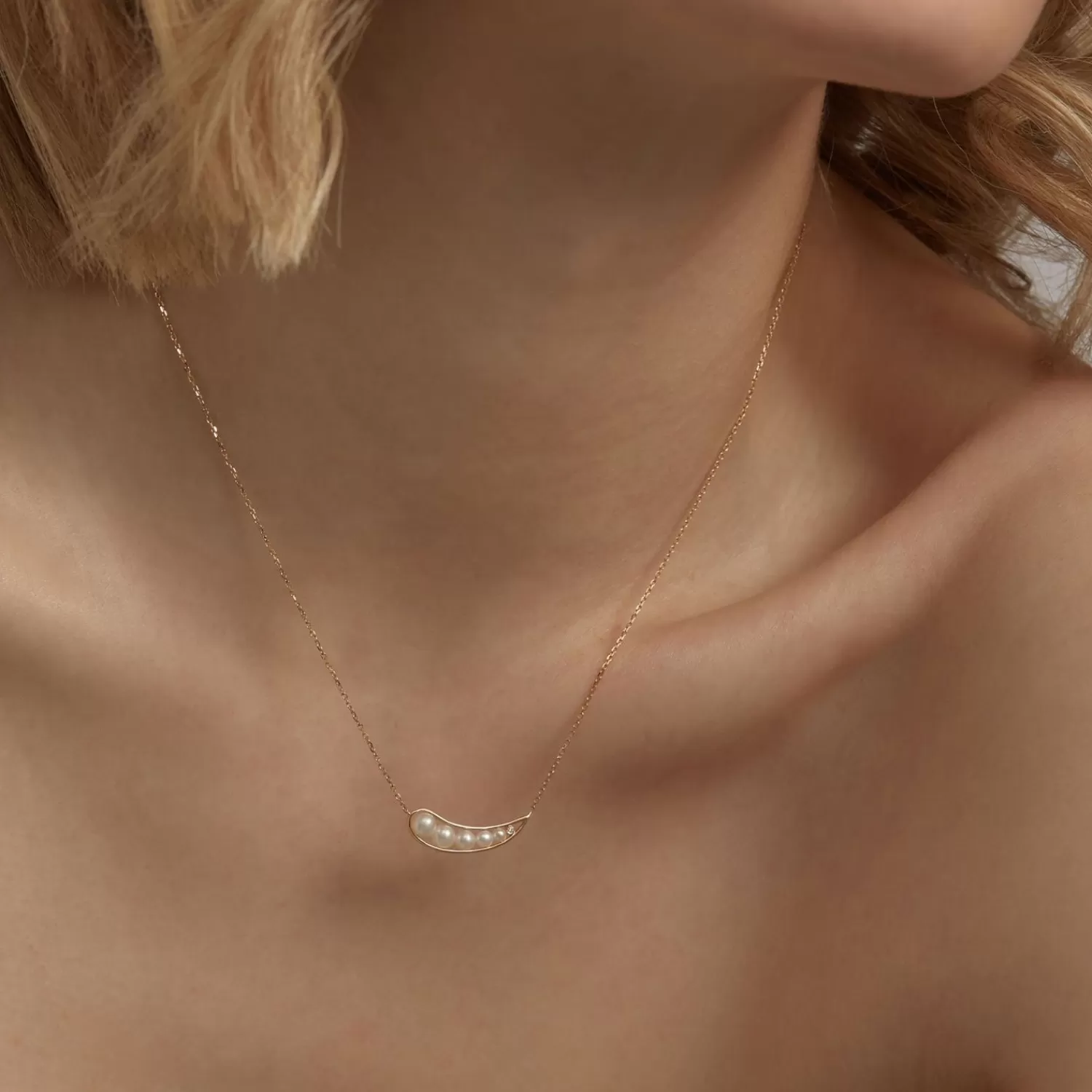 The Alkemistry Ruifier 18Ct Yellow Gold Morning Dew 5 Pearl And Diamond Droplet Necklace Cheap