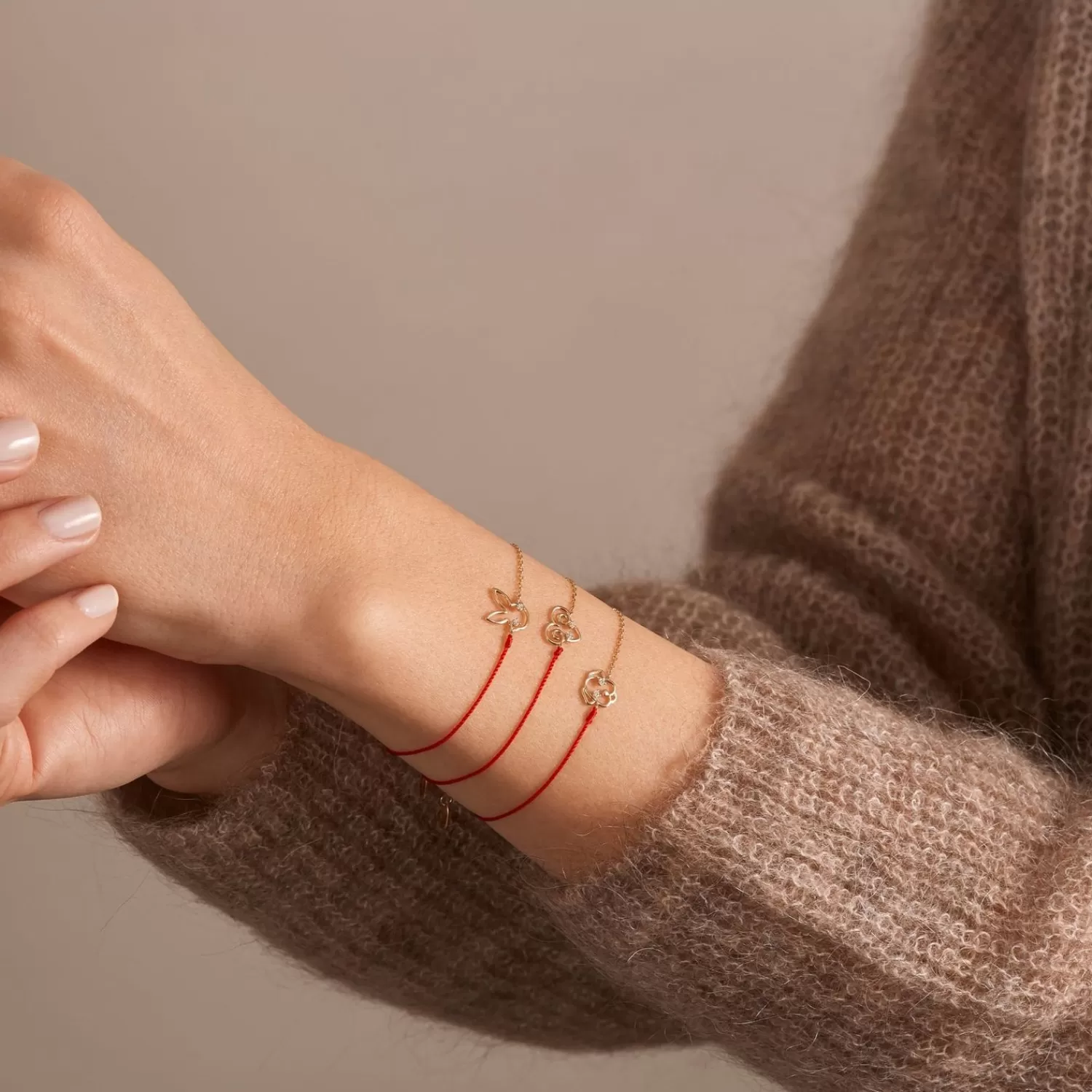 The Alkemistry Ruifier 18Ct Yellow Gold Scintilla Dog Red Cord And Chain Bracelet Store