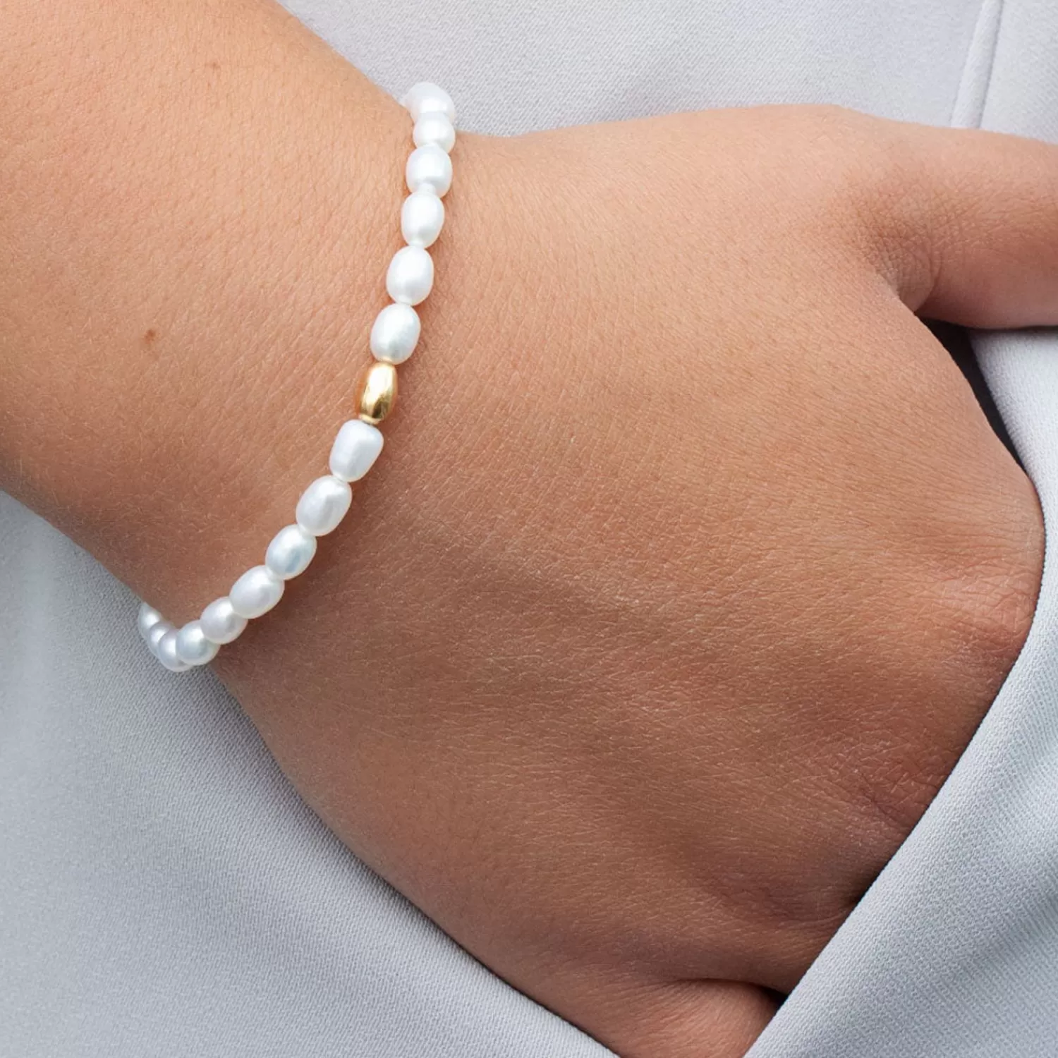 The Alkemistry Vianna - 18Ct Gold, Large White Pearl And Gold Bead Bracelet Sale