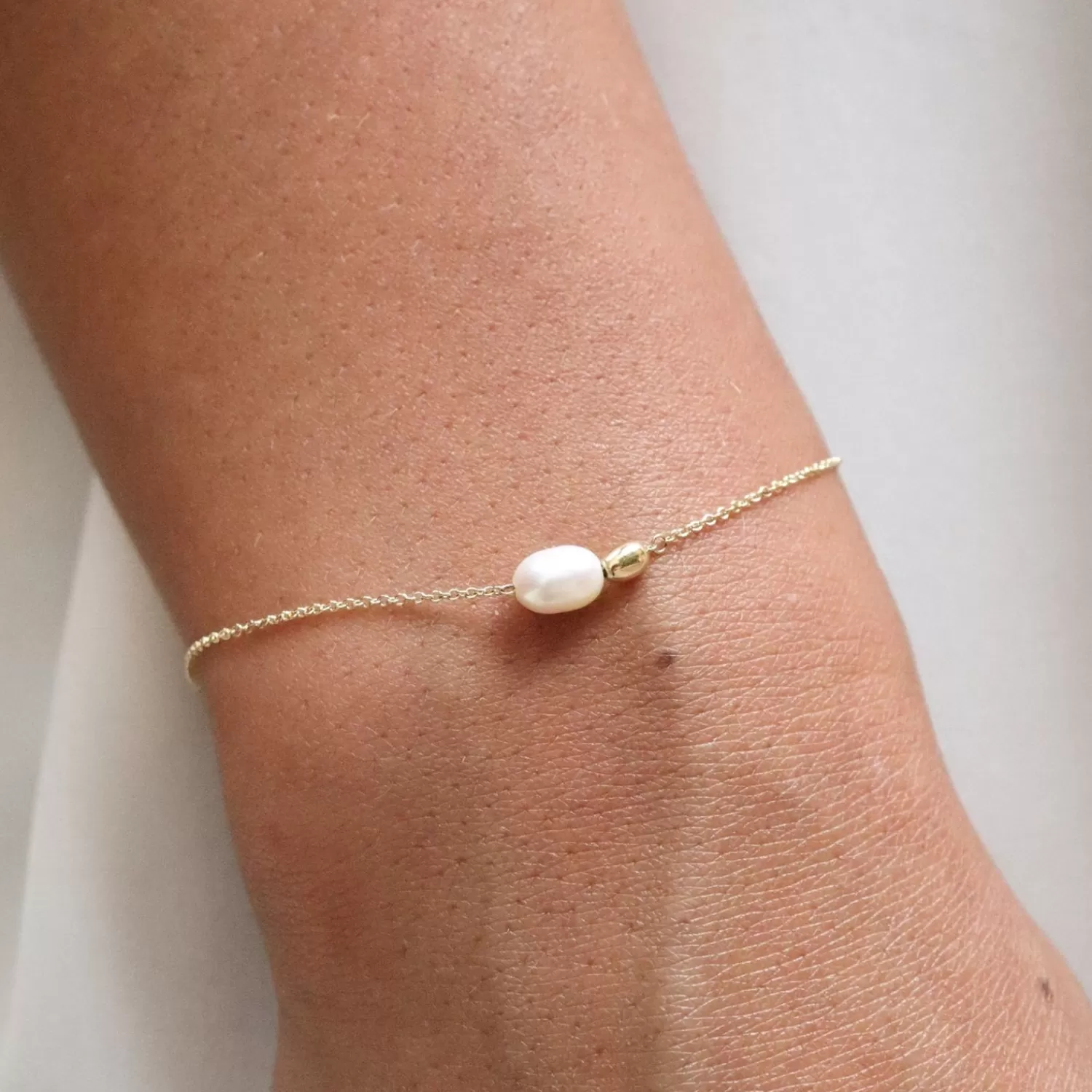 The Alkemistry Vianna - 18Ct Gold, Single Pearl And Gold Bead Chain Bracelet Hot